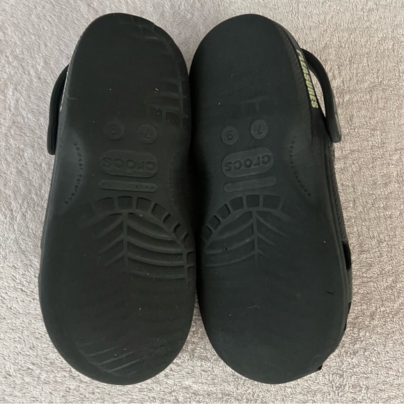 Worn Crocs X Pleasures Glow in the Dark Skeleton Crocs - Picture 2 of 5